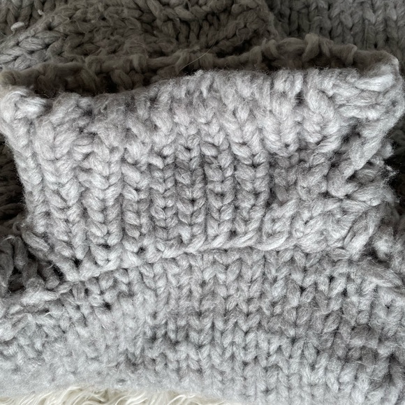 Chunky oversize knit sweater (medium) - Picture 3 of 6